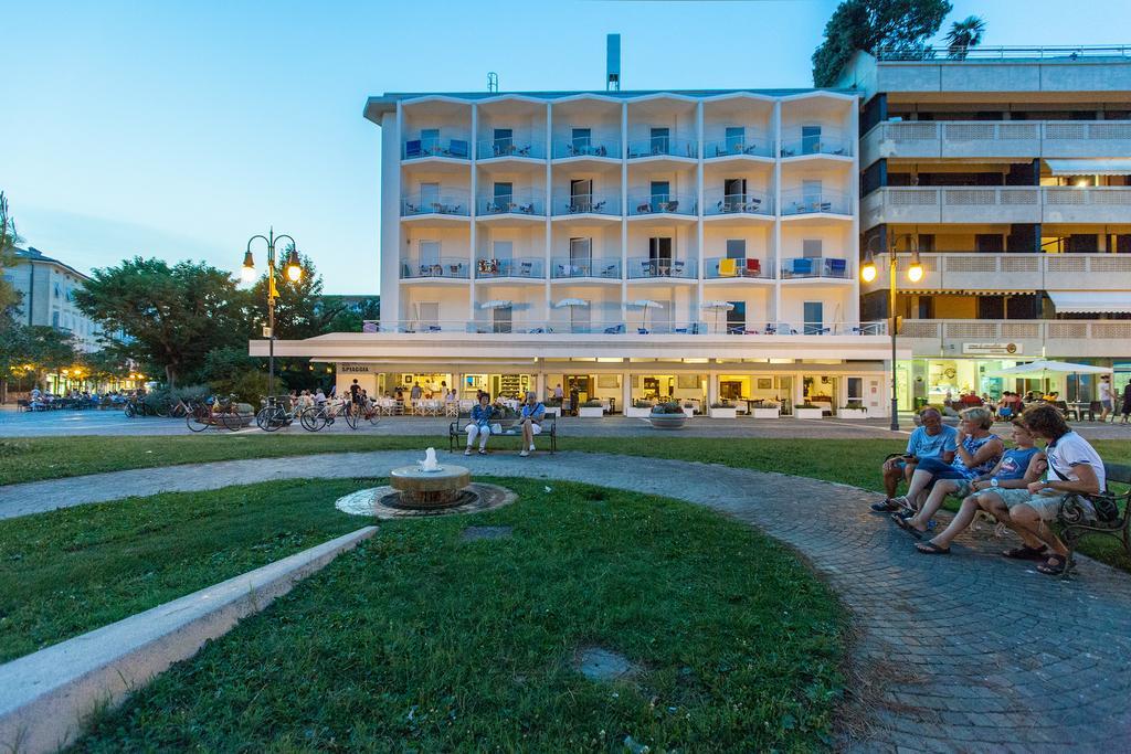 Albergo Alla Spiaggia グラード エクステリア 写真