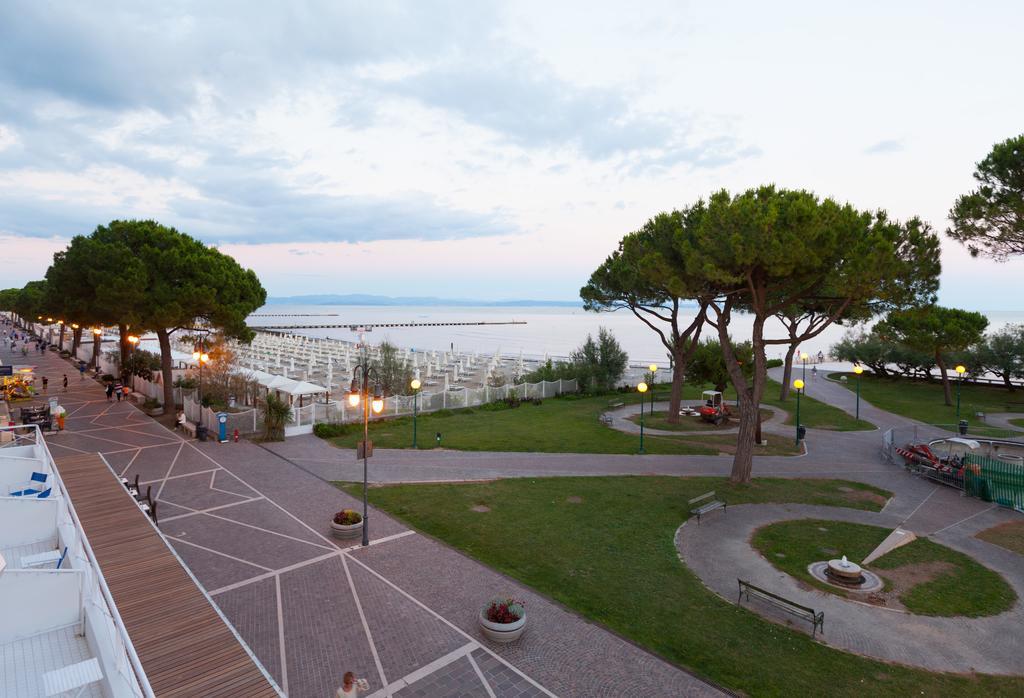 Albergo Alla Spiaggia グラード エクステリア 写真